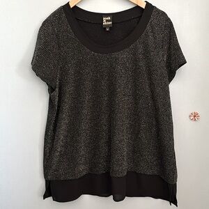 5/$25 Rock & Shine Sparkle Fooler Top Size 1X